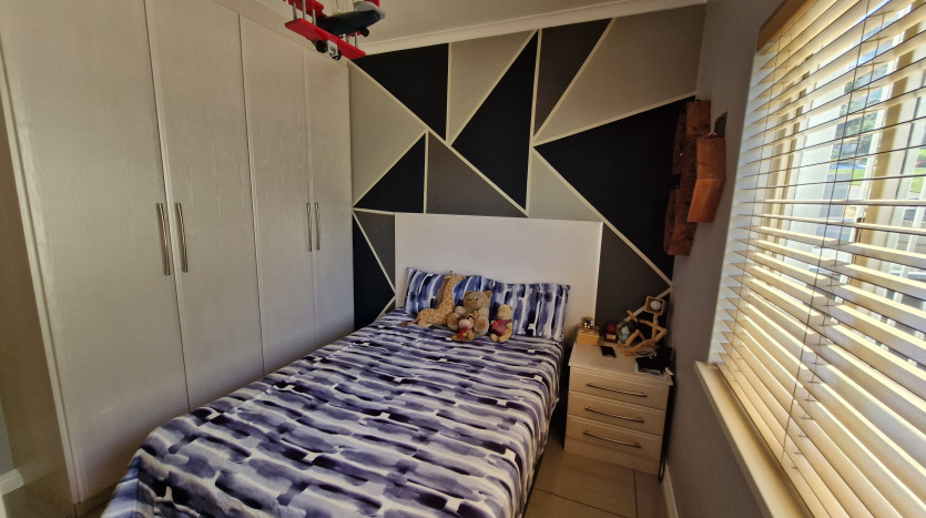 3 Bedroom Home on Florida Road Property Images