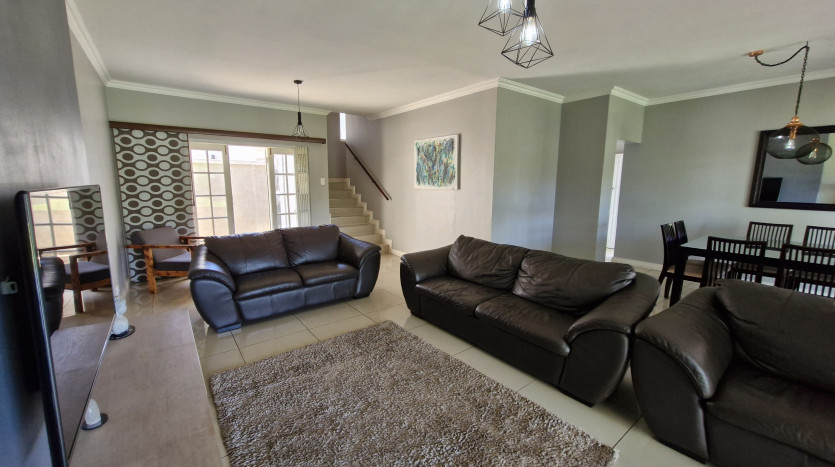 3 Bedroom Home on Florida Road Property Images