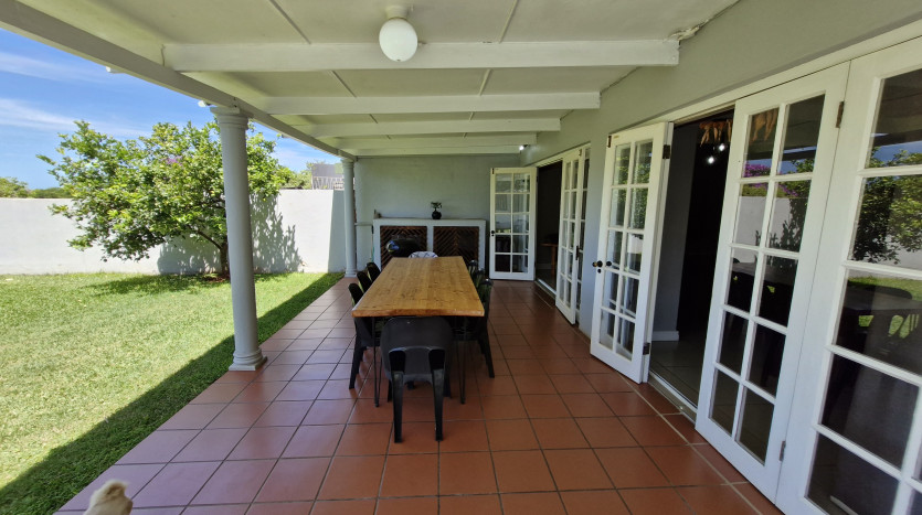 3 Bedroom Home on Florida Road Property Images
