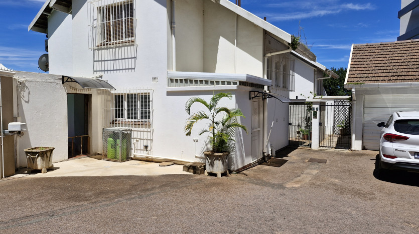 3 Bedroom Home on Florida Road Property Images