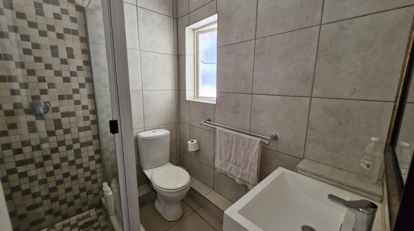 3 Bedroom Home on Florida Road Property Images