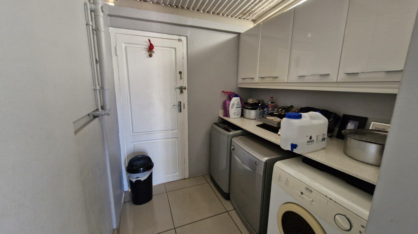 3 Bedroom Home on Florida Road Property Images