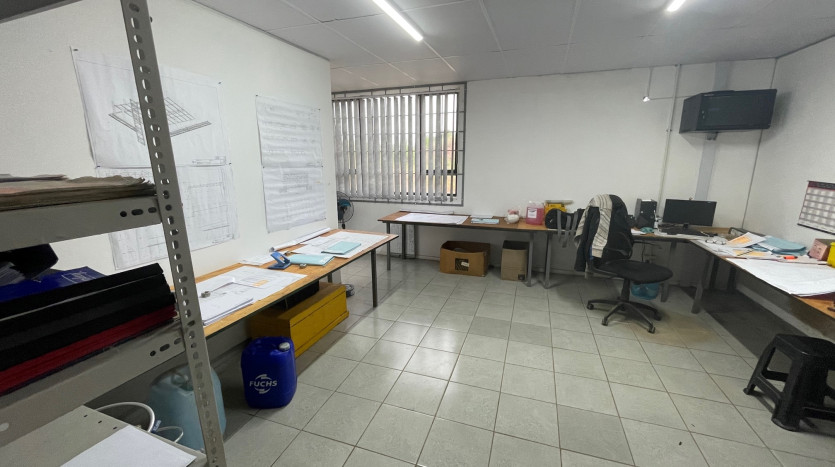 Factory in Business Park in Hammarsdale Property Images
