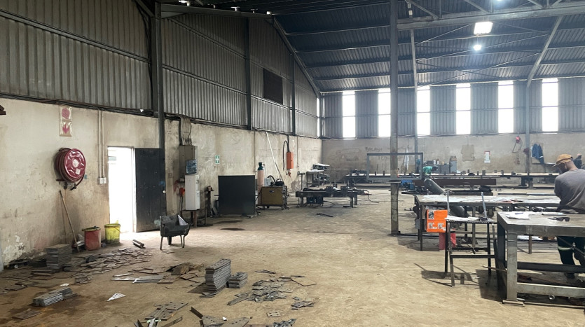 Factory in Business Park in Hammarsdale Property Images