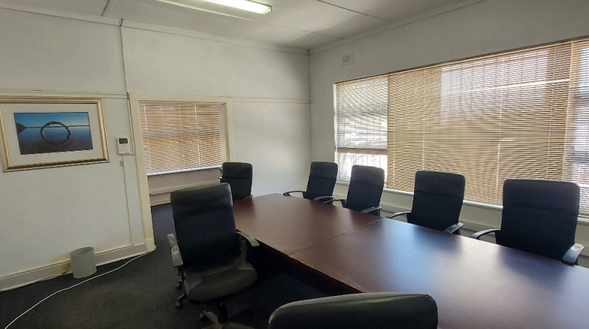 Commercial Investment Mill Park Property Images