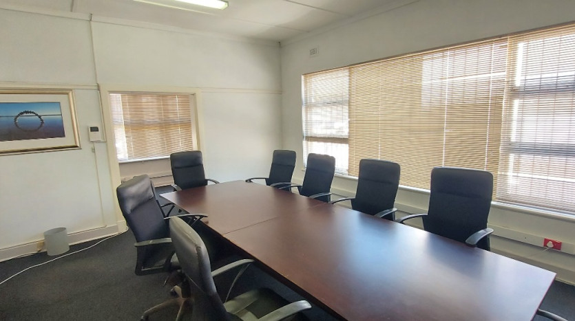 Commercial Investment Mill Park Property Images