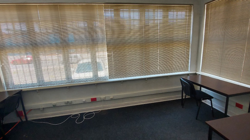 Commercial Investment Mill Park Property Images