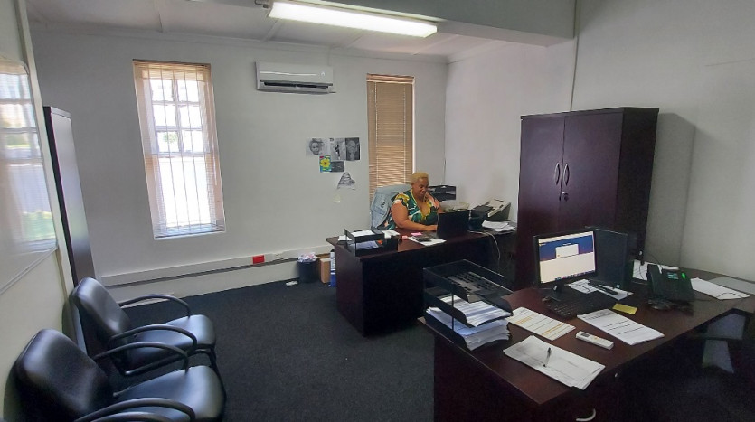 Commercial Investment Mill Park Property Images