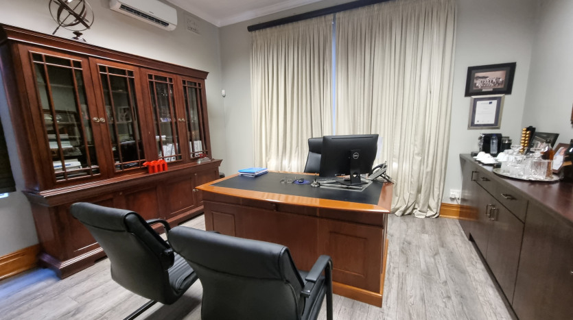A Grade Office Space on Peter Mokaba Ridge Property Images