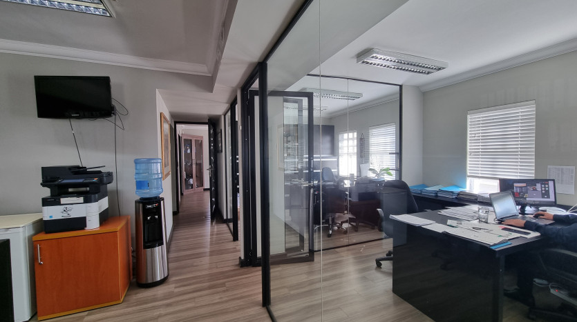 A Grade Office Space on Peter Mokaba Ridge Property Images