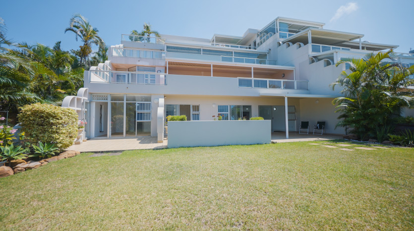 Beautiful Home in Walking Distance from Umhlanga Village and Beaches Property Images