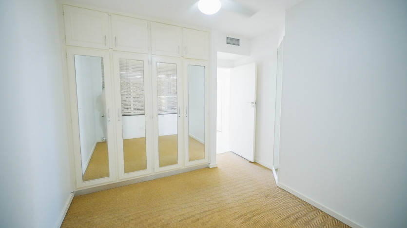 Beautiful Home in Walking Distance from Umhlanga Village and Beaches Property Images