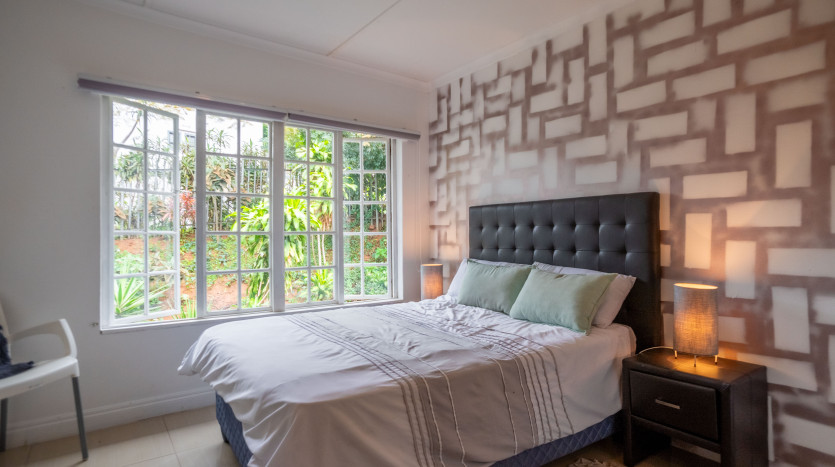 Tranquil Living in Durban North - Ideal for Family or Investment Property Images