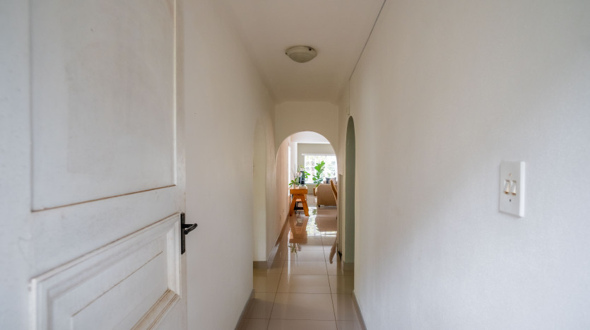 Tranquil Living in Durban North - Ideal for Family or Investment Property Images
