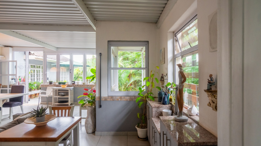 Tranquil Living in Durban North - Ideal for Family or Investment Property Images