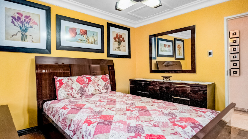 Designer 4 Bedroom Home in Central Umhlanga Property Images