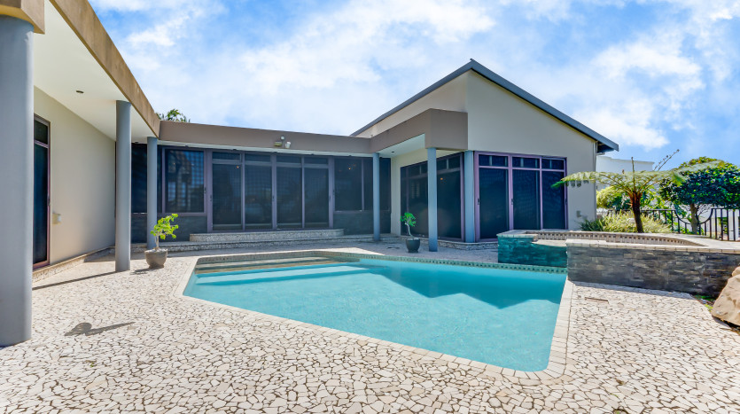 Designer 4 Bedroom Home in Central Umhlanga Property Lead Image