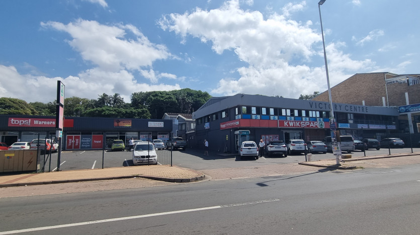 Dynamic Retail Center With Bespoke Apartments Property Images