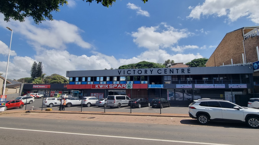 Dynamic Retail Center With Bespoke Apartments Property Images