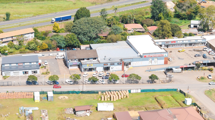 Retail Centre In Howick – Spar Anchor Tenant Property Images