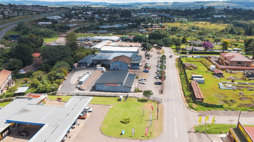 Retail Centre In Howick – Spar Anchor Tenant Property Images