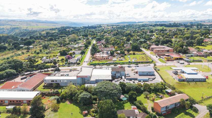 Retail Centre In Howick – Spar Anchor Tenant Property Images