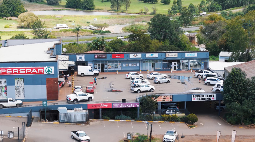 Retail Centre In Howick – Spar Anchor Tenant Property Images
