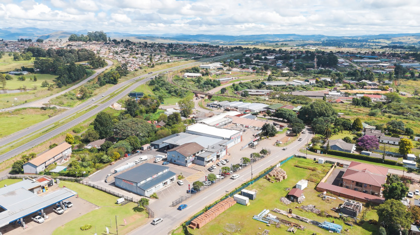 Retail Centre In Howick – Spar Anchor Tenant Property Images