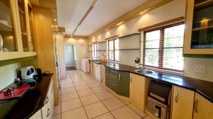 Relaxed Living in Selborne Golf Estate Property Images