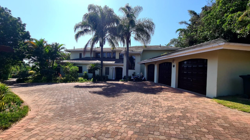 Relaxed Living in Selborne Golf Estate Property Images