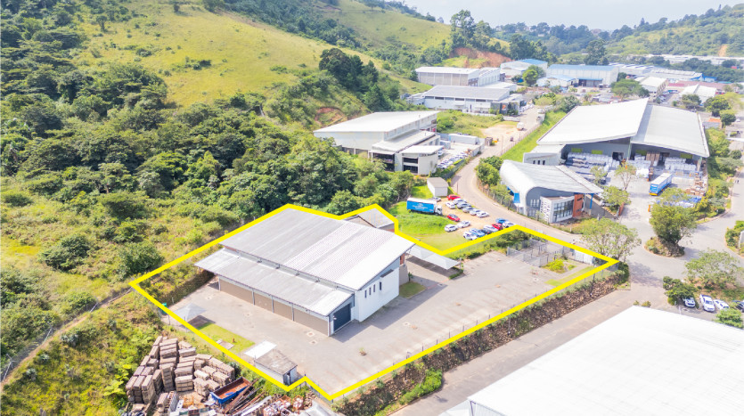 High-End Industrial Unit in Maxmead Property Lead Image