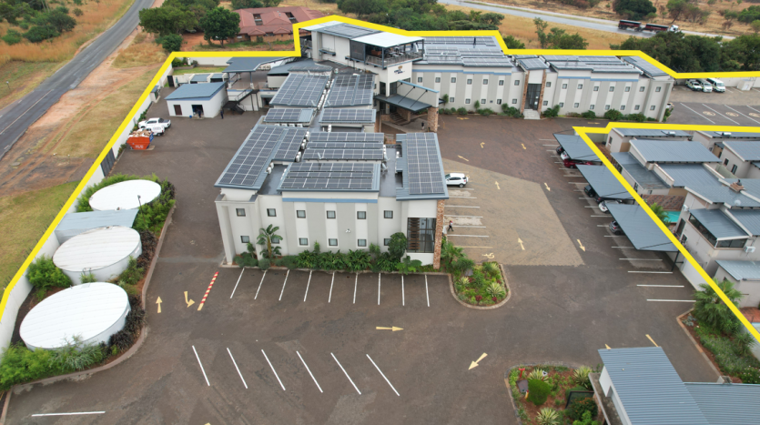 Modern 123 Rooms Convenience Hotel North West Province for Sale By Auction Property Images