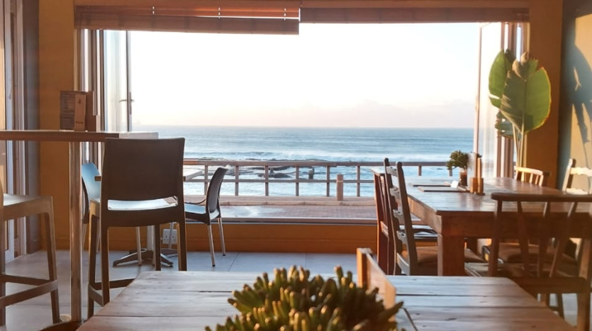 Prominent Beach Café along Umdloti Beach Property Images