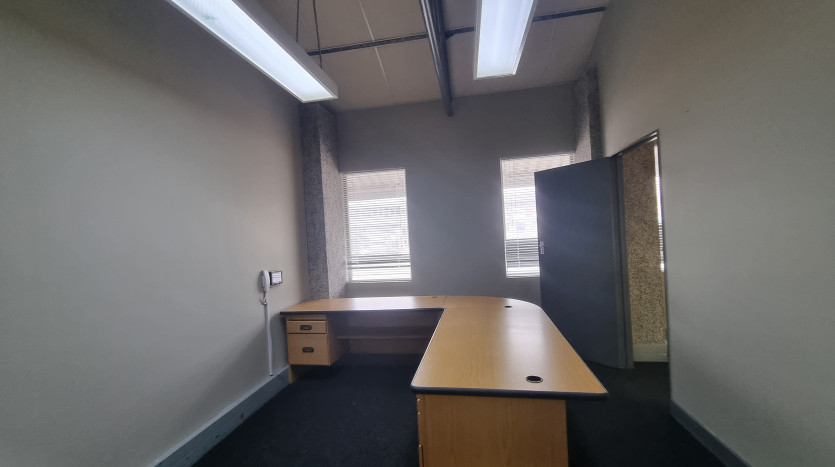 End-User/Investment Retail Property in Pinetown CBD Property Images