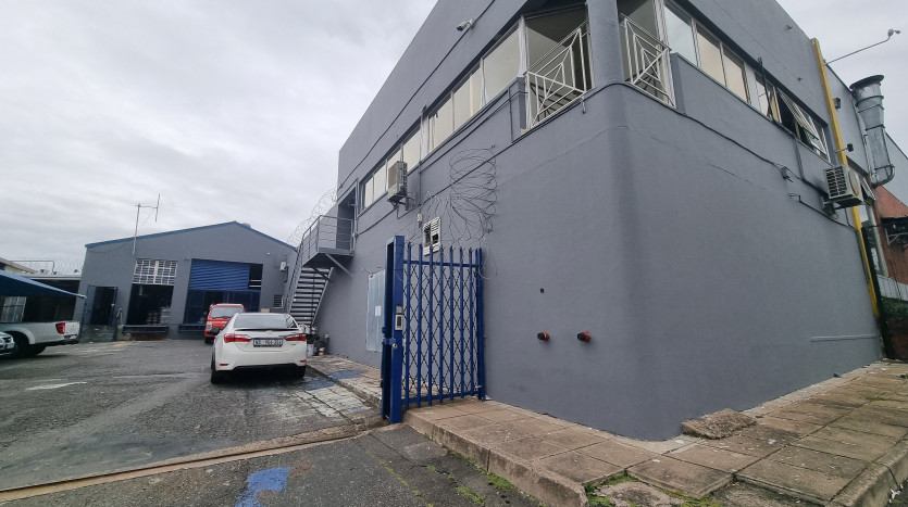 End-User/Investment Retail Property in Pinetown CBD Property Images