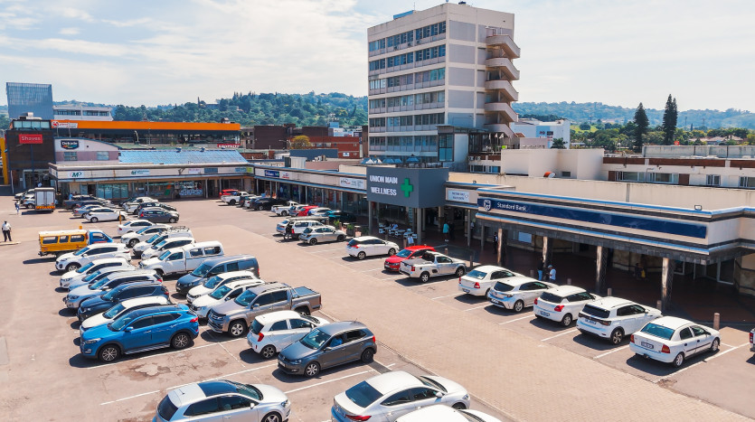 Prominent Shopping Centre in the Heart of the Pinetown CBD Property Images