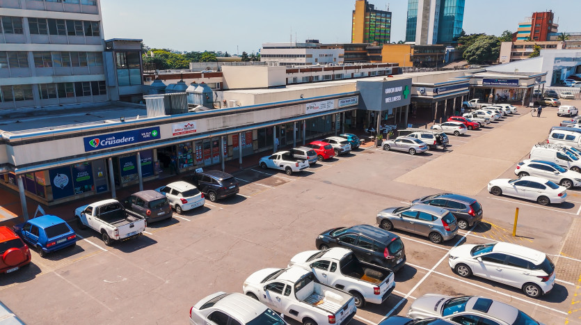 Prominent Shopping Centre in the Heart of the Pinetown CBD Property Images