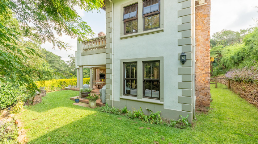 Secure living in Tranquil Plantations Estate Property Images