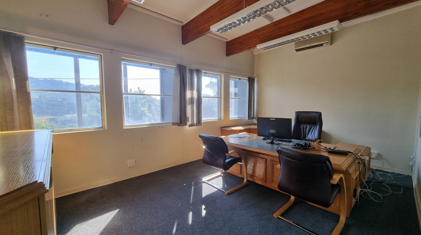 3 Light Industrial Units in Westmead Property Images