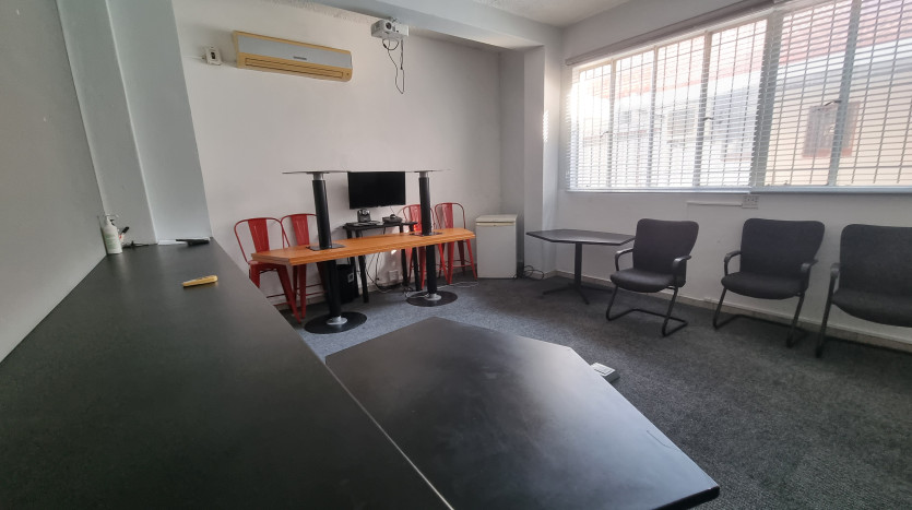 3 Light Industrial Units in Westmead Property Images