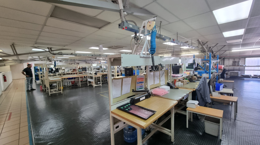 3 Light Industrial Units in Westmead Property Images