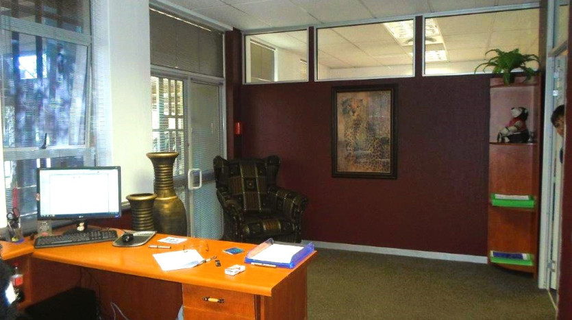 Stand-Alone Office Block, Benoni - For Sale By Auction Property Images