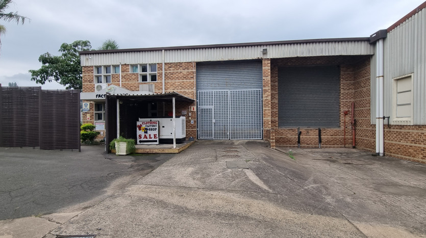 Warehouse In Thriving Springfield Park Property Images