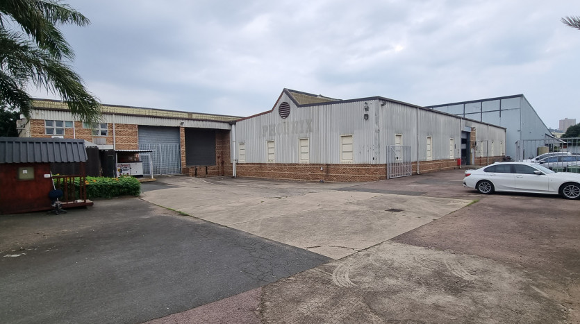 Warehouse In Thriving Springfield Park Property Images