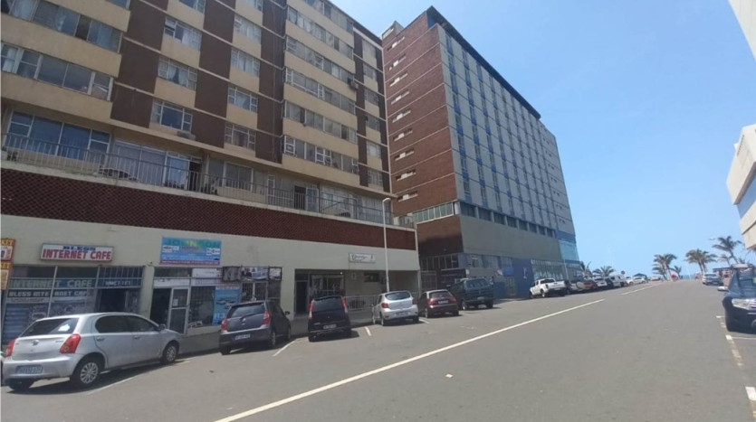 3 Apartments close to Addington Hospital Property Lead Image