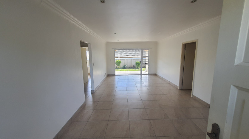 Family Home in Mount Edgecombe Durban Property Images