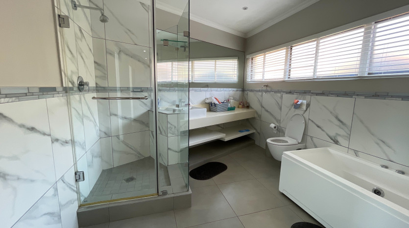 3 Bedroom Beachfront Home Durban Bluff Property Images