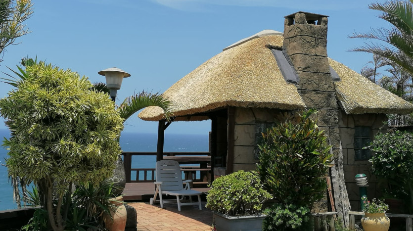 DECEASED ESTATE: Coastal Home with Panoramic Indian Ocean Views Property Images