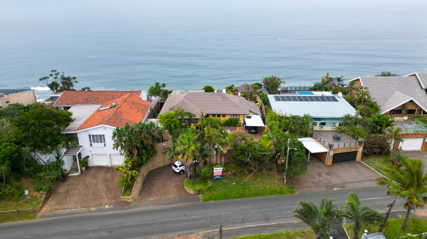 DECEASED ESTATE: Coastal Home with Panoramic Indian Ocean Views Property Images