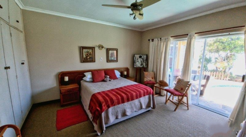 Indian Ocean 3-Bedroom Beachfront Home! Property Images